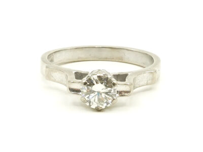 Ring Vitguld 18K 4,3g Ø17 med diamant 1xca0,6ct enligt gravyr, K/VS1, Elon Arenhill