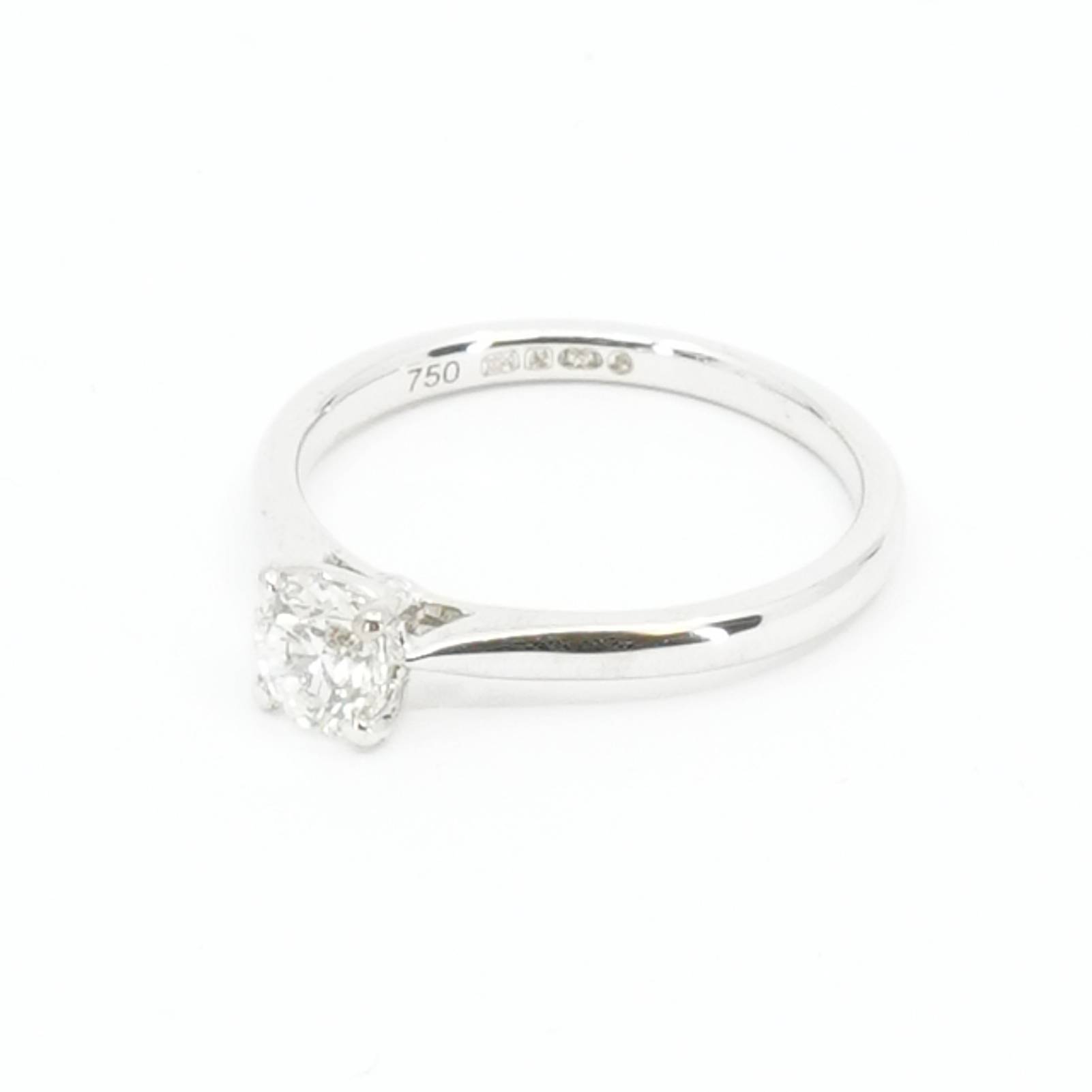 solit-rring-med-diamant-0-50ct-18k-16-sefina-pantbank
