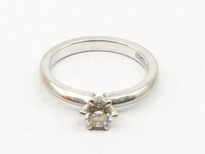 Ring Vitguld 18K