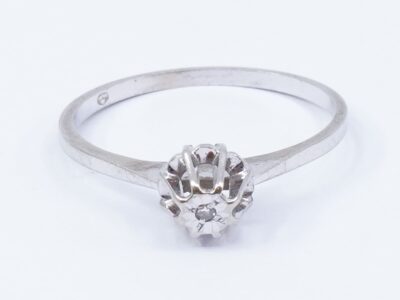 Ring Vitguld 18K 1,5g Ø17 med diamant