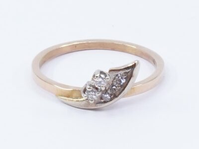 Ring Guld 18K 2,8g Ø18½ med diamanter