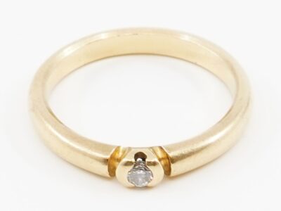 Ring Guld 18K 4,2g med diamant