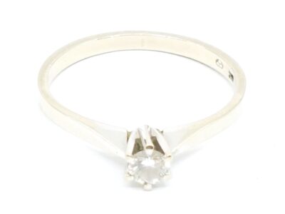 Solitärring Vitguld 18K med diamant 1xca0,16ct