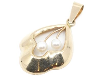 Hänge Guld med pärlor 18K 1,5g Bredd 18mm Höjd 32mm