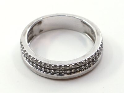 Ring Vitguld 18K 4,6g Ø16¼, med diamanter 48xca0,005ct, stämplad GHA