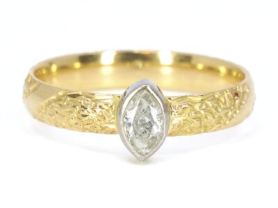 Solitärring Mönstrad med navetteslipad diamant 1x ca 0,33ct