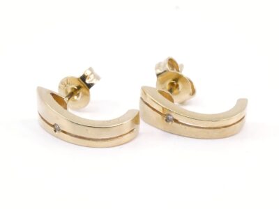Örhängen 18K 2,8g med diamanter
