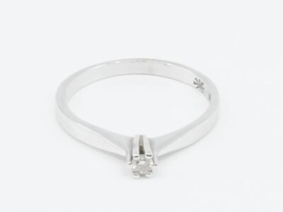 Ring Vitguld 18K