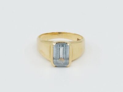 Ring Guld med sten