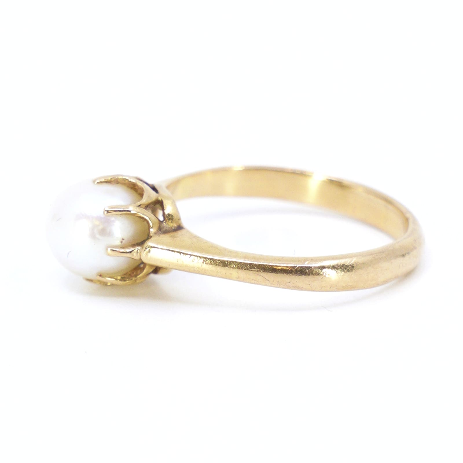 Ring Guld 18K 3,1g Ø16 med odlad sötvattenspärla ca Ø6,6mm