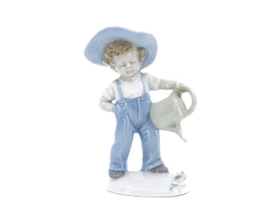 Porslinsfigurin - "Boy with Watering Can" GDR Gräfenthal