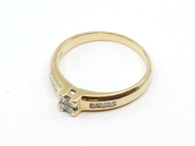 Ring Guld 18K Med diamanter