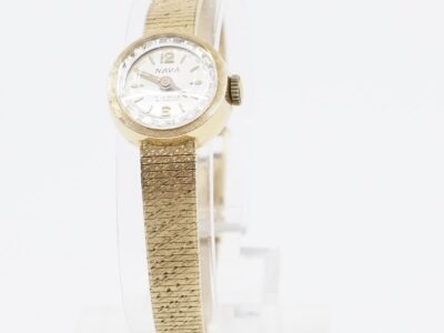 Armbandsur Nava Guld manuell 18K brv 20,5g, Boett 17mm, med integrerad länk ca16,5-17,5cm
