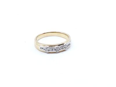 Ring med Diamanter 18K Ø18