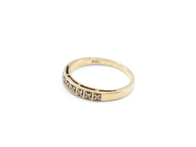 Ring med Diamanter