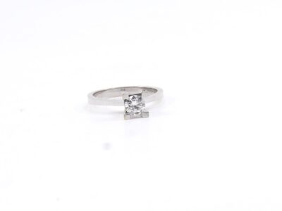 Ring vitguld 14K med diamant