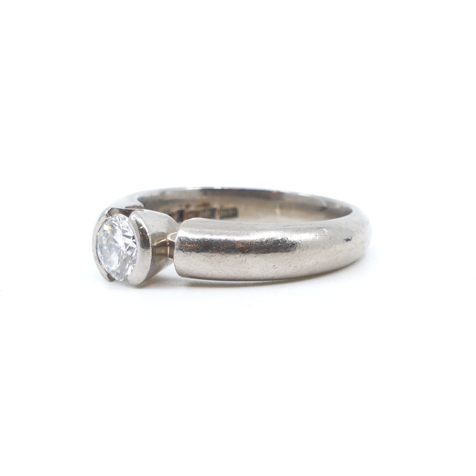Ring med diamant
