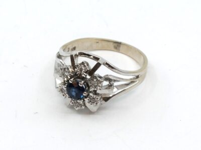 Ring Vitguld 14K Med blå sten och diamanter