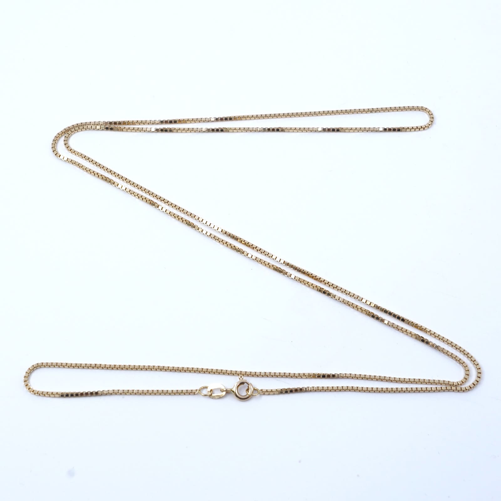 Halskedja Venezia 18K 7,6g Längd 70cm Bredd 1mm, GHA