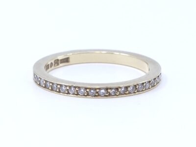 Ring Guld 18K med diamanter 20xca0,01ct