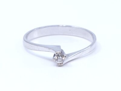 Ring Vitguld 18K med diamant 1xca0,05ct