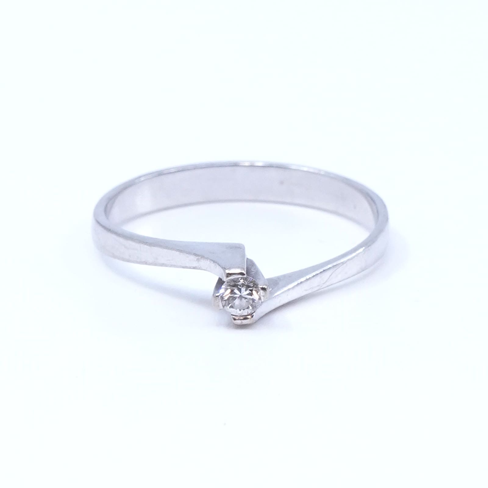 Ring Vitguld 18K med diamant 1xca0,05ct