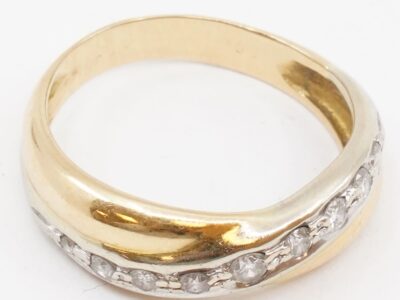 Ring Guld 18K 3,8g Ø17¾ med diamanter
