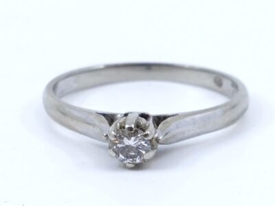 Ring Vitguld 18K