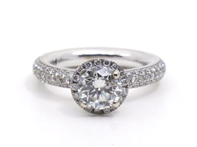 Ring Vitguld 18K med färgförbättrade diamanter