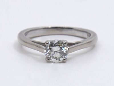 Ring Vitguld 18K 3,1g Ø15,5 med diamant 1xca 0,71ct