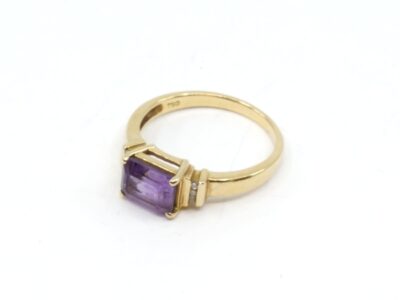 Ring Guld 18K Med lila sten och diamanter
