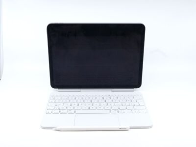 iPad Air 11 med magic keyboard och pencil pro