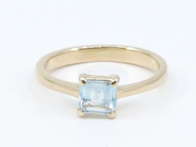 Ring Guld 18K med sten