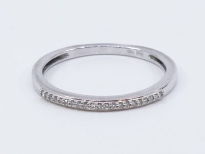 Ring Vitguld 18K med diamanter