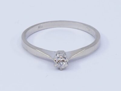 Ring Vitguld 18K