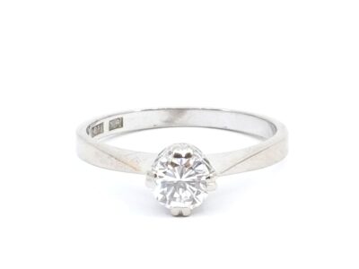 Ring Vitguld 18K 0,44ct