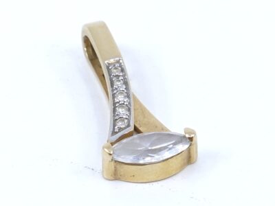 Hänge Guld 18K 2,7g Bredd 11mm Höjd 25mm Med stenar