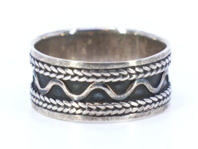 Ring Mönstrad