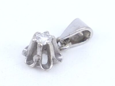 Hänge Vitguld 18K 0,4g med diamant