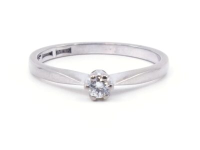 Ring Vitguld med diamant 18K 2,3g Ø16,5