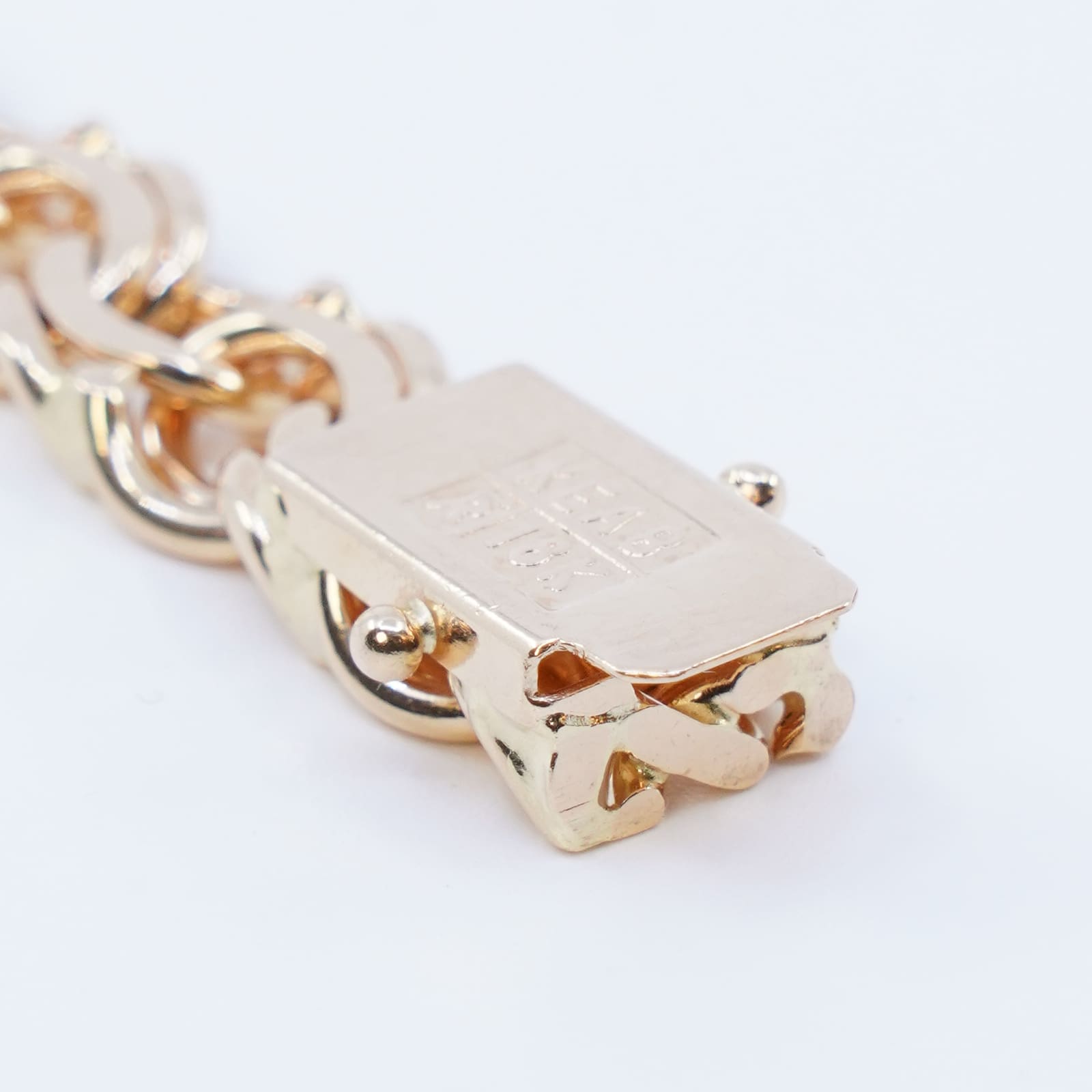 Armband Bismarck Guld 18K 34,9g, 19,5cm