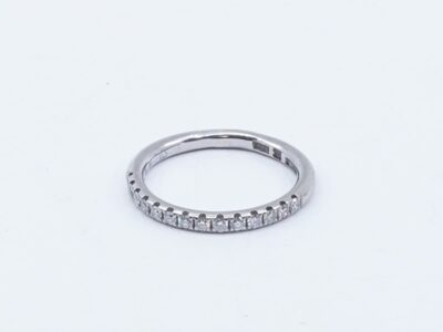 Ring Vitguld 18K