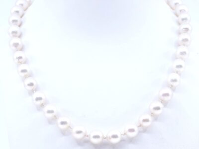 Pärlcollier med odlade