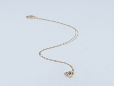 Collier Guld 18K brv. 2,1g Längd 42-44cm