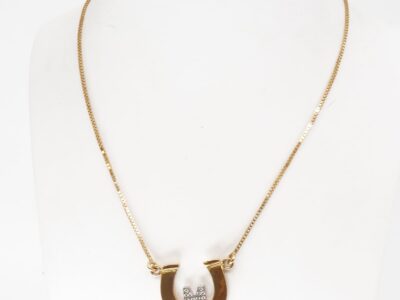 Collier 18K Hästsko med "M" i diamanter