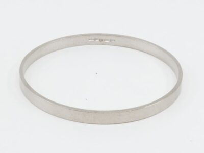 Armring Vitguld 18K