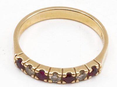 Ring med röda stenar och diamanter Guld 18K 3,3g Ø18¼