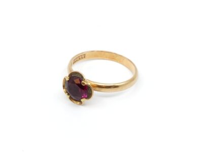 Ring Guld 18K Med röd sten