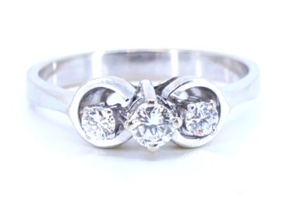 Ring Vitguld 18K