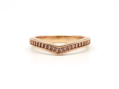 Ring Guld 18K 4g med rosa stenar